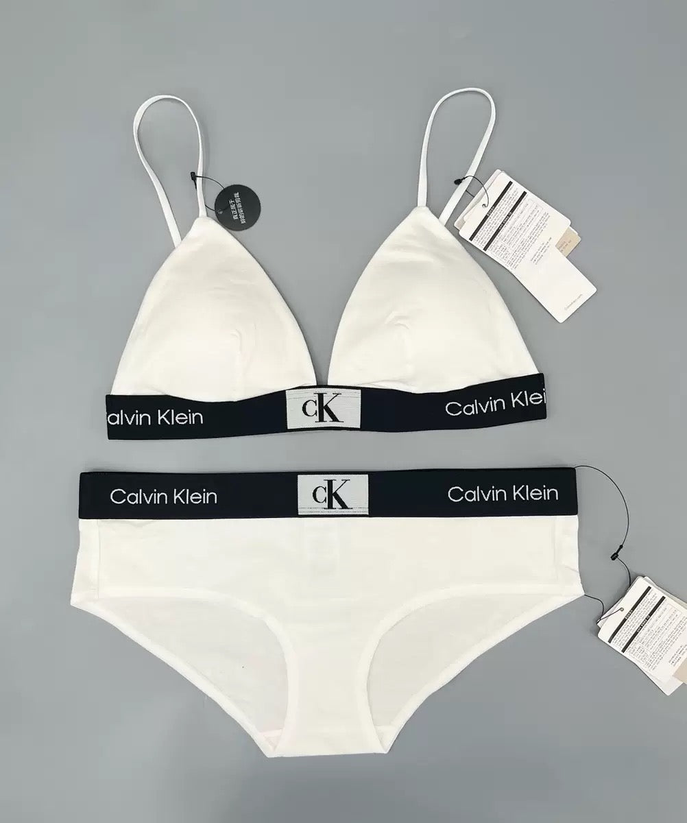 Unlined triangle bra (with panties included)