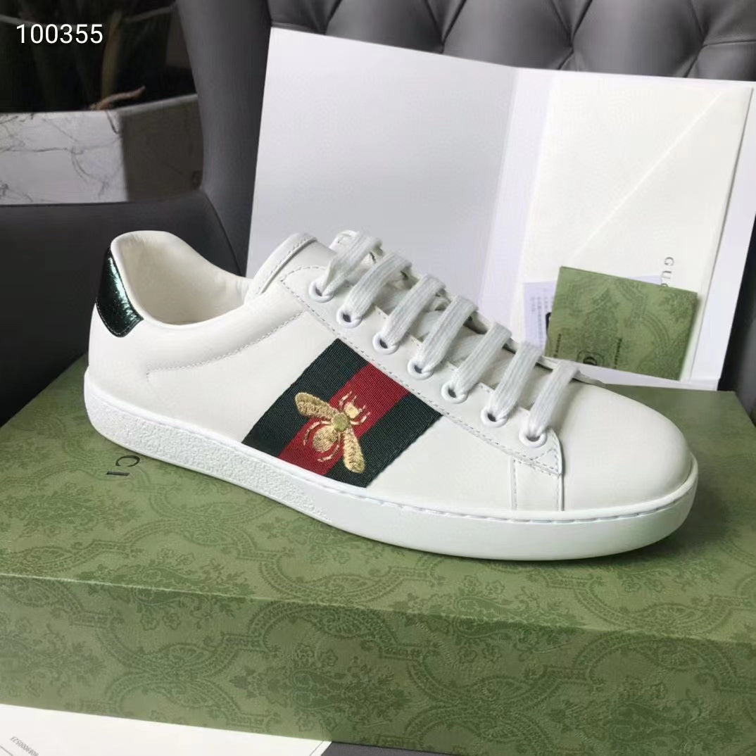 W ACE SNEAKER WITH BEE