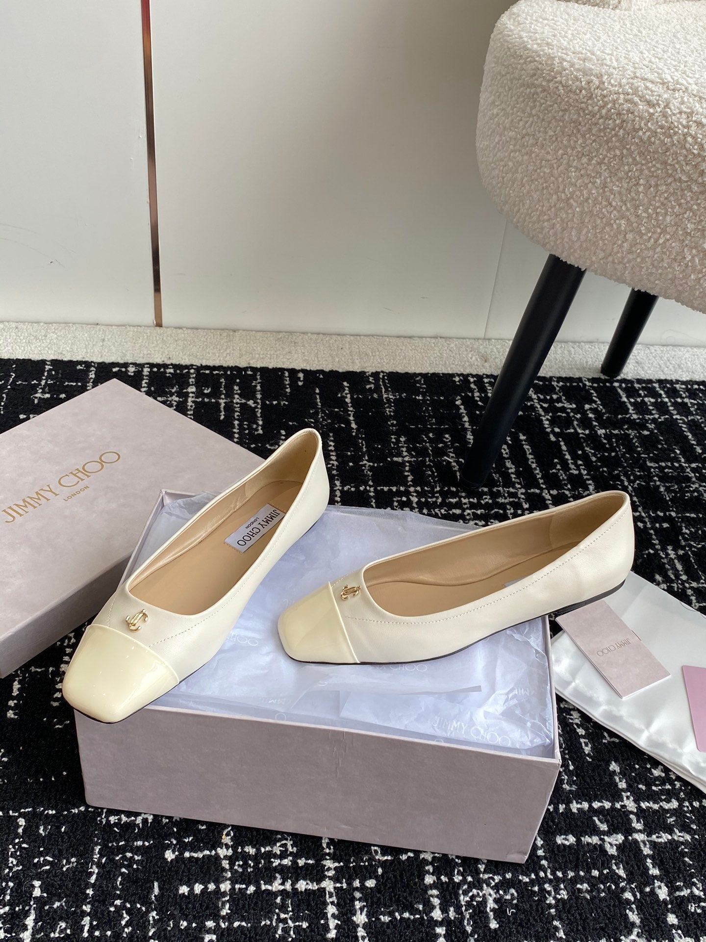 J**C* new high quality flat shoes