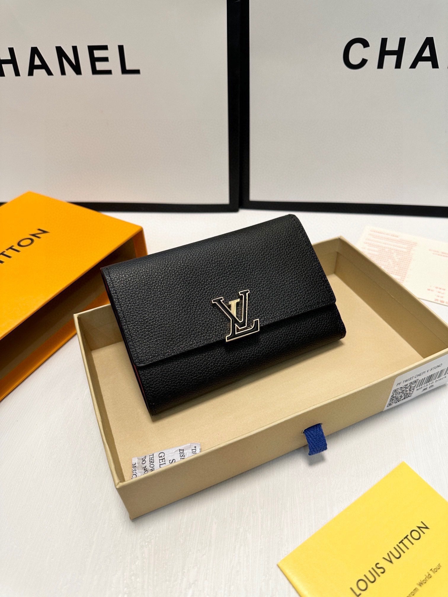 L   new wallet