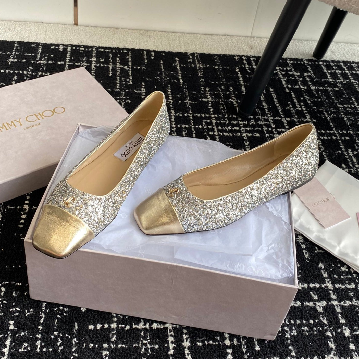 J**C* new high quality flat shoes