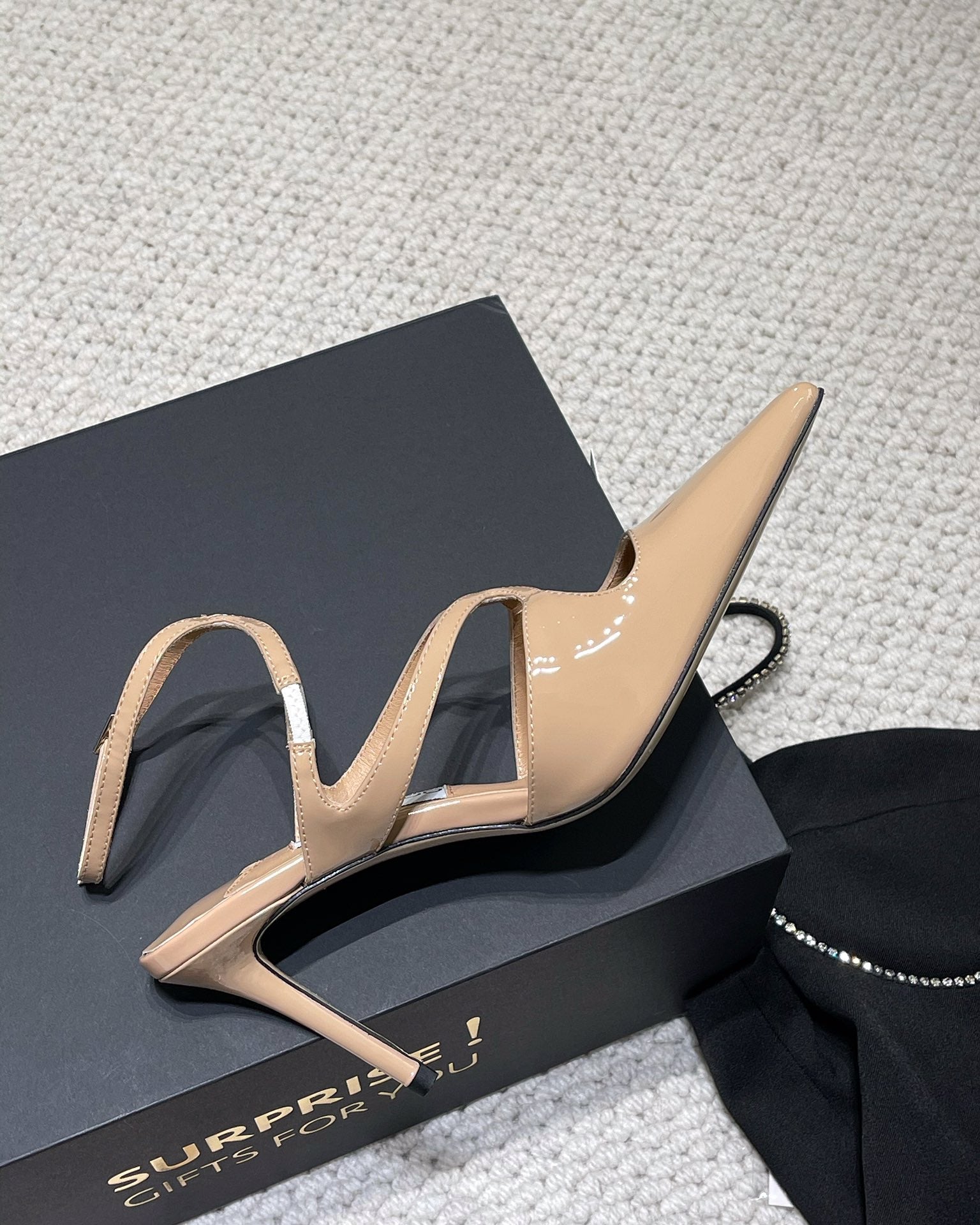 J**C* new high quality patent leather cross small high heels