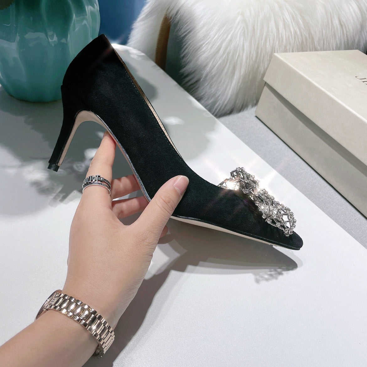 JC ** New MANA series high heels with eye-catching rhinestone bow buckle