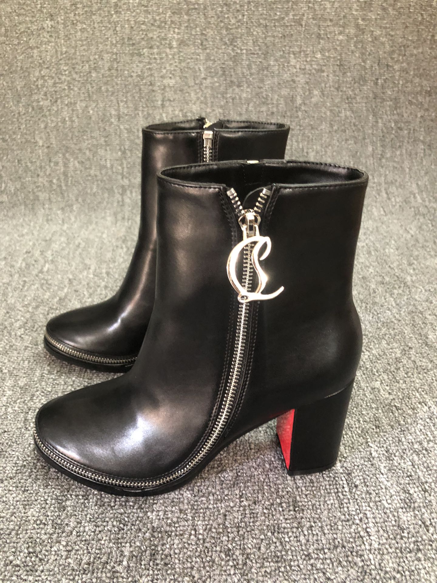 Loubouti* new 1: 1 VIP red-soled autumn and winter short boots