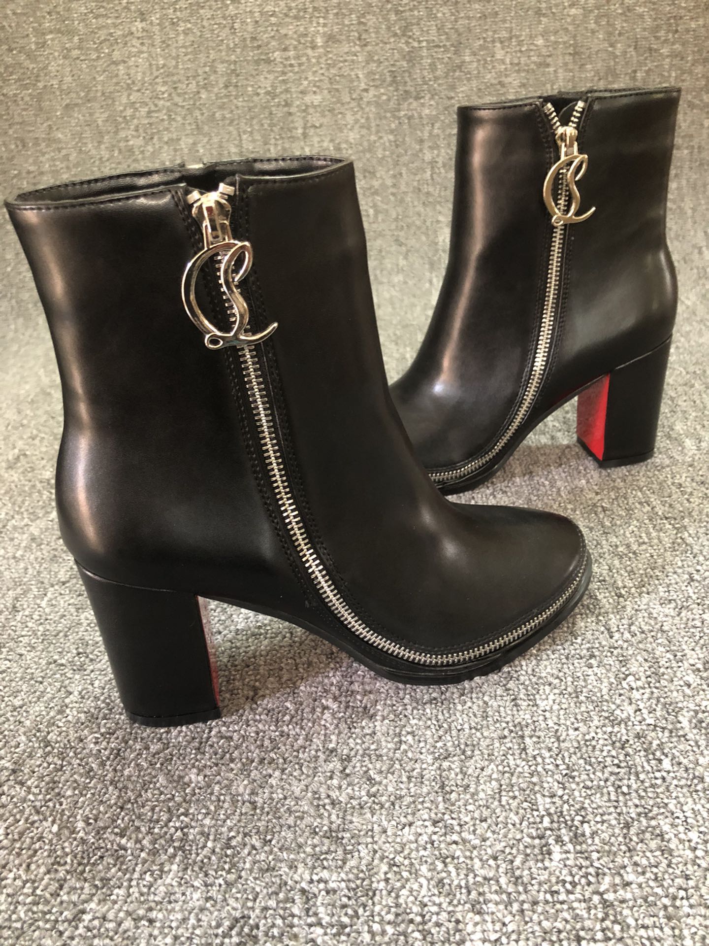 Loubouti* new 1: 1 VIP red-soled autumn and winter short boots