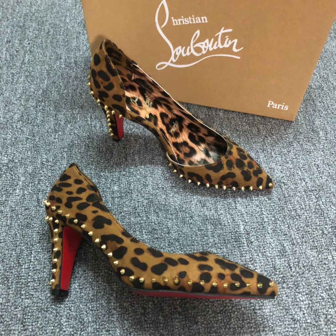 Loubouti* new pointed toe leopard print willow high heels