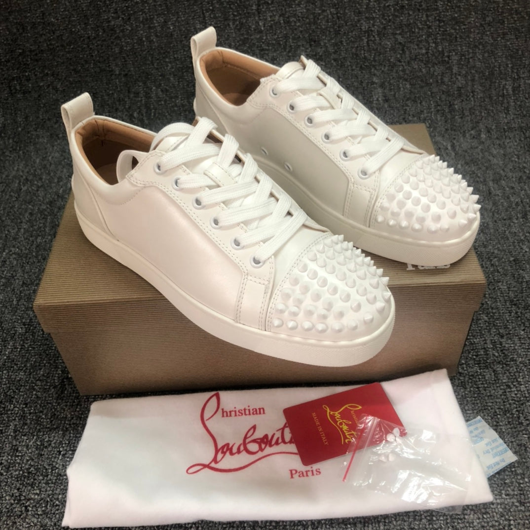Loubouti* new rivet shoes