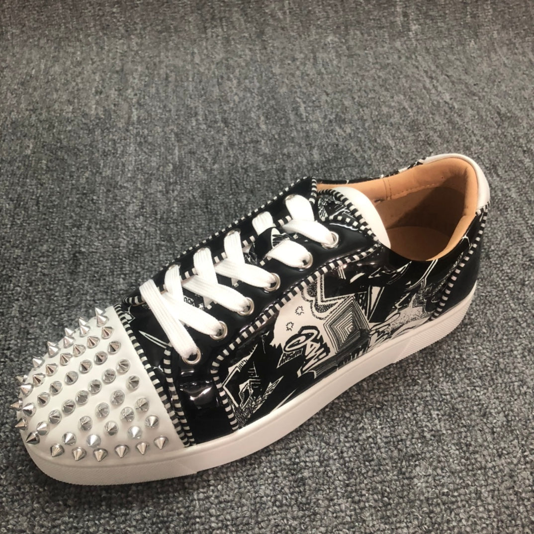 Loubouti* new rivet shoes