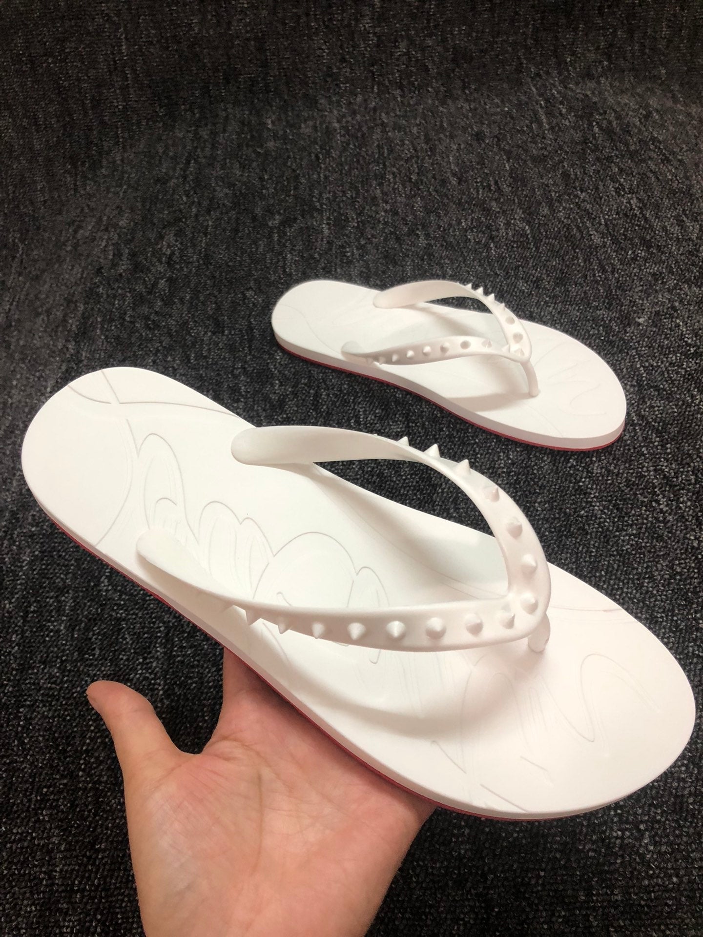 Loubouti* new flip flops