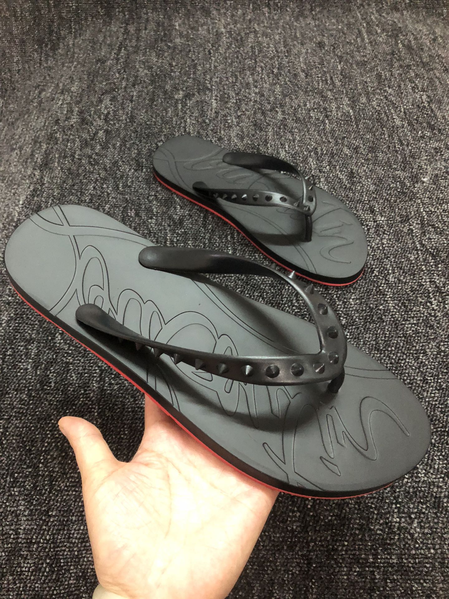 Loubouti* new flip flops