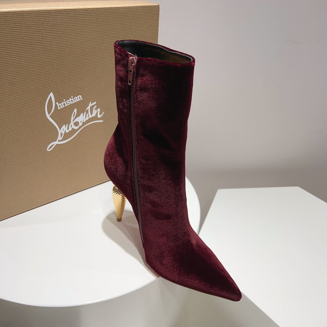 CHRIS* LOUBOU* NEW1: 1 VIP  QUEEN'S SCEPTER LIPSTICK AND HIGH HEELS