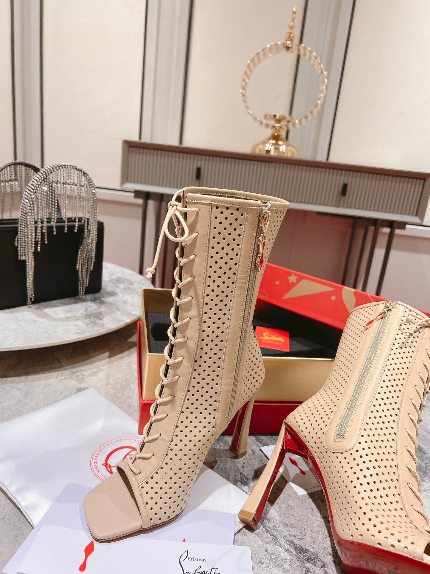 Christian Louboutin* 1: 1 VIP new hollow heel high heels