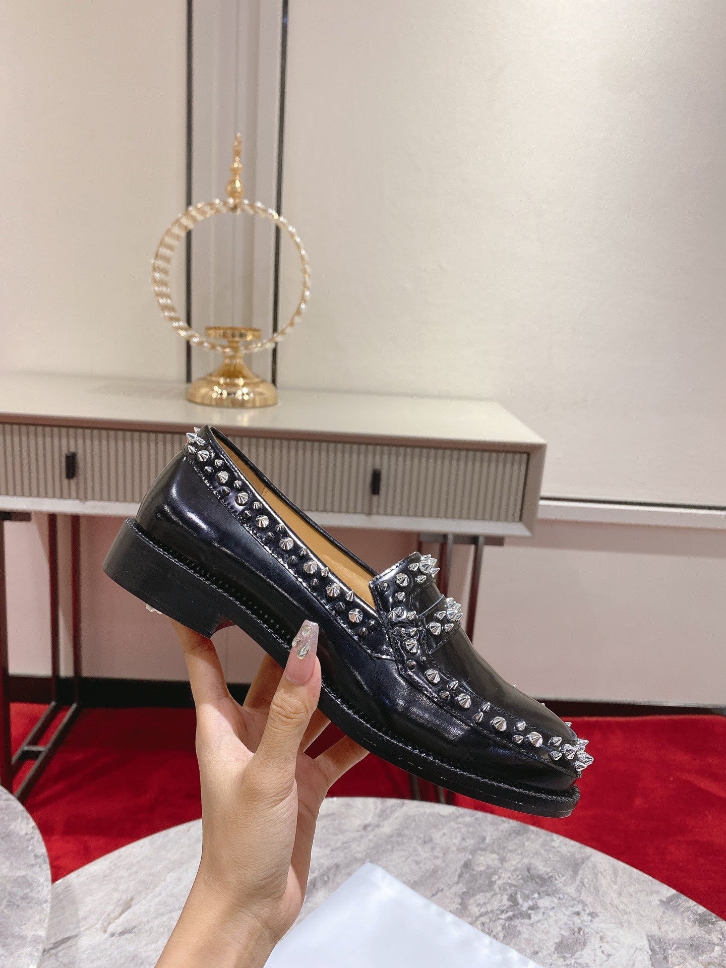 Christ* Louboutin* 1: 1 VIP new rivet design loafers