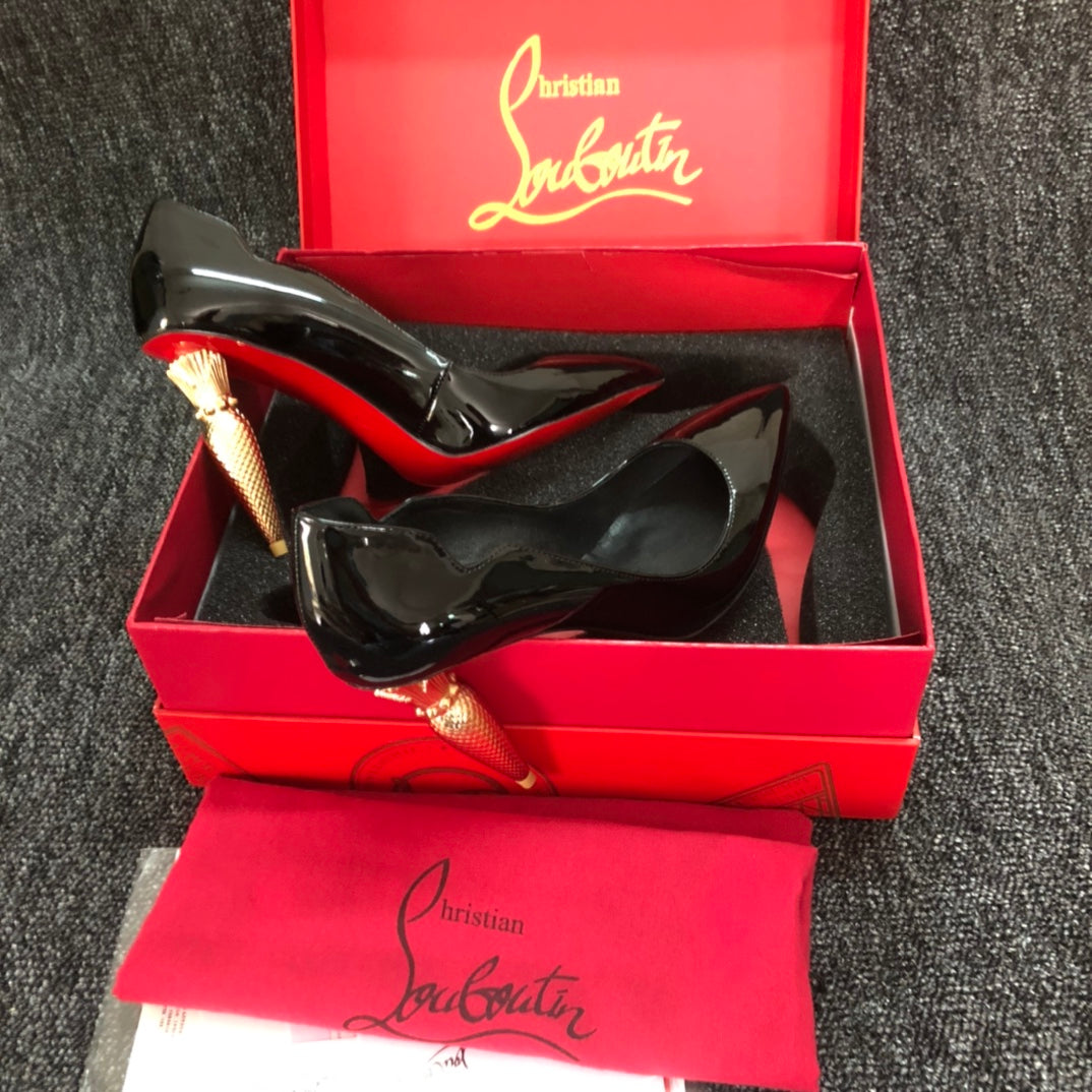 Christian Louboutin* new lipstick high heels