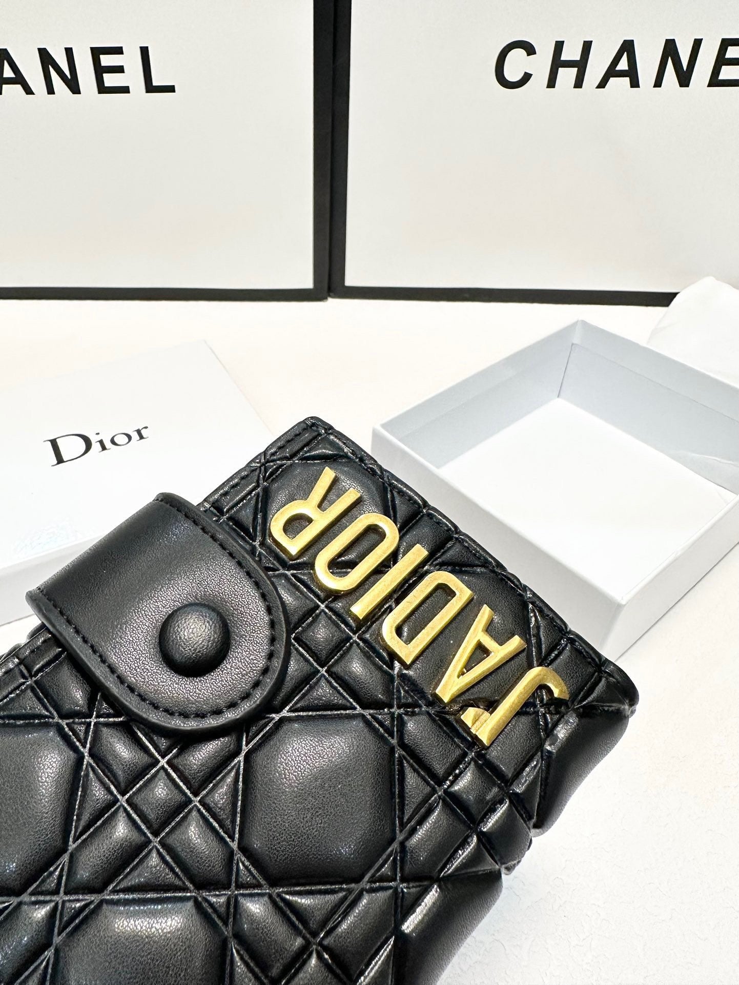 Wallet DI new style