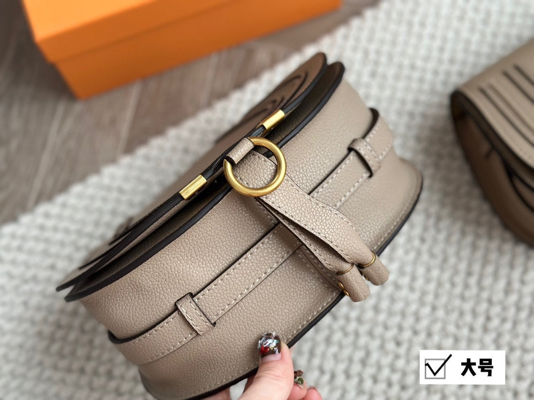 Saddle bag new Ch bag