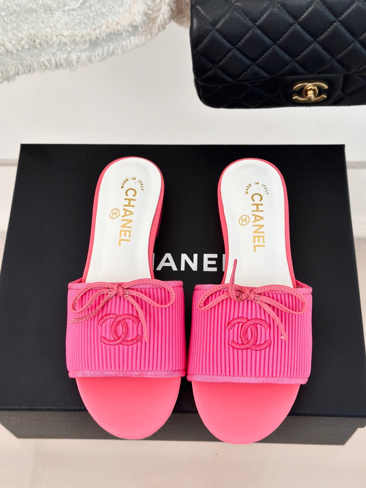 New CH*** slippers  VIP1：1