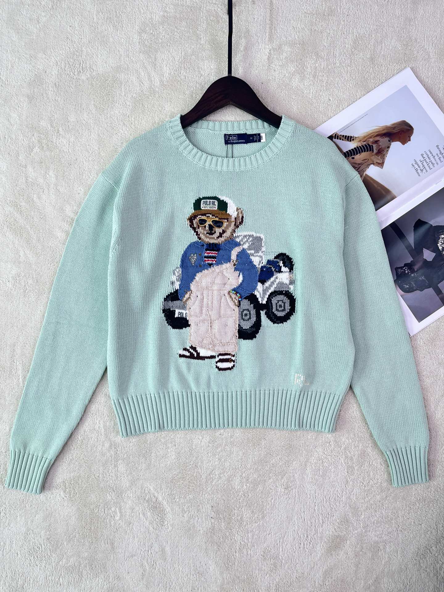 Ralph Laur** Bear Heavy Embroidery RL Round Neck Knit Pullover Top Porcelain Green