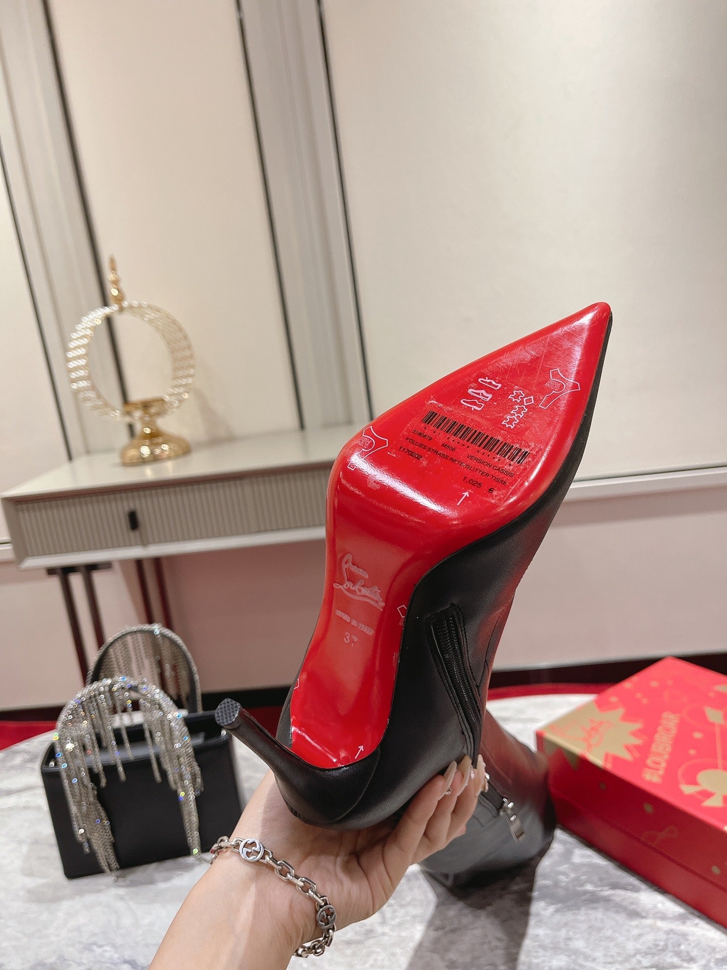 Christi** Loubout** Boots VIP1:1