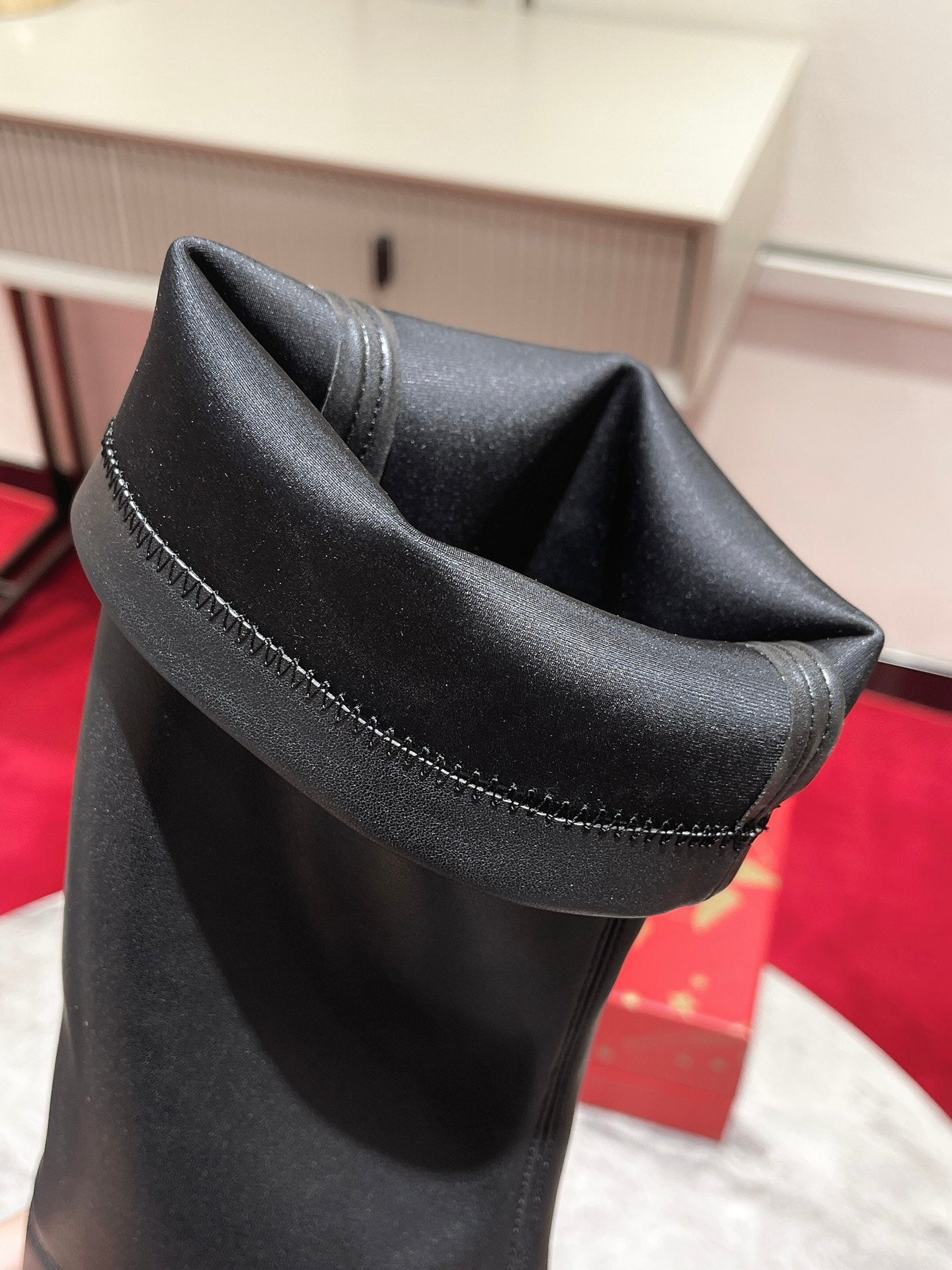 Christi** Loubout** Boots VIP1:1