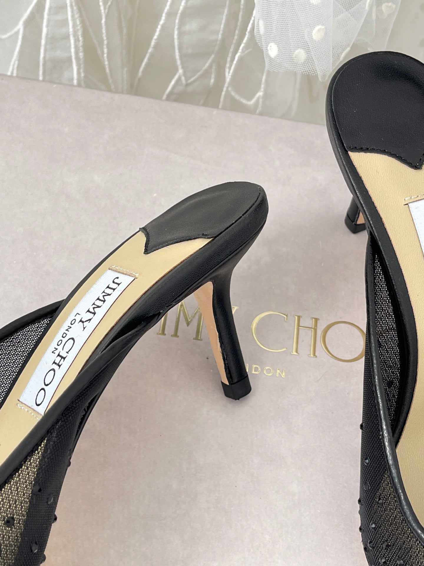 Jim** Cho* rhinestone high heels VIP1:1