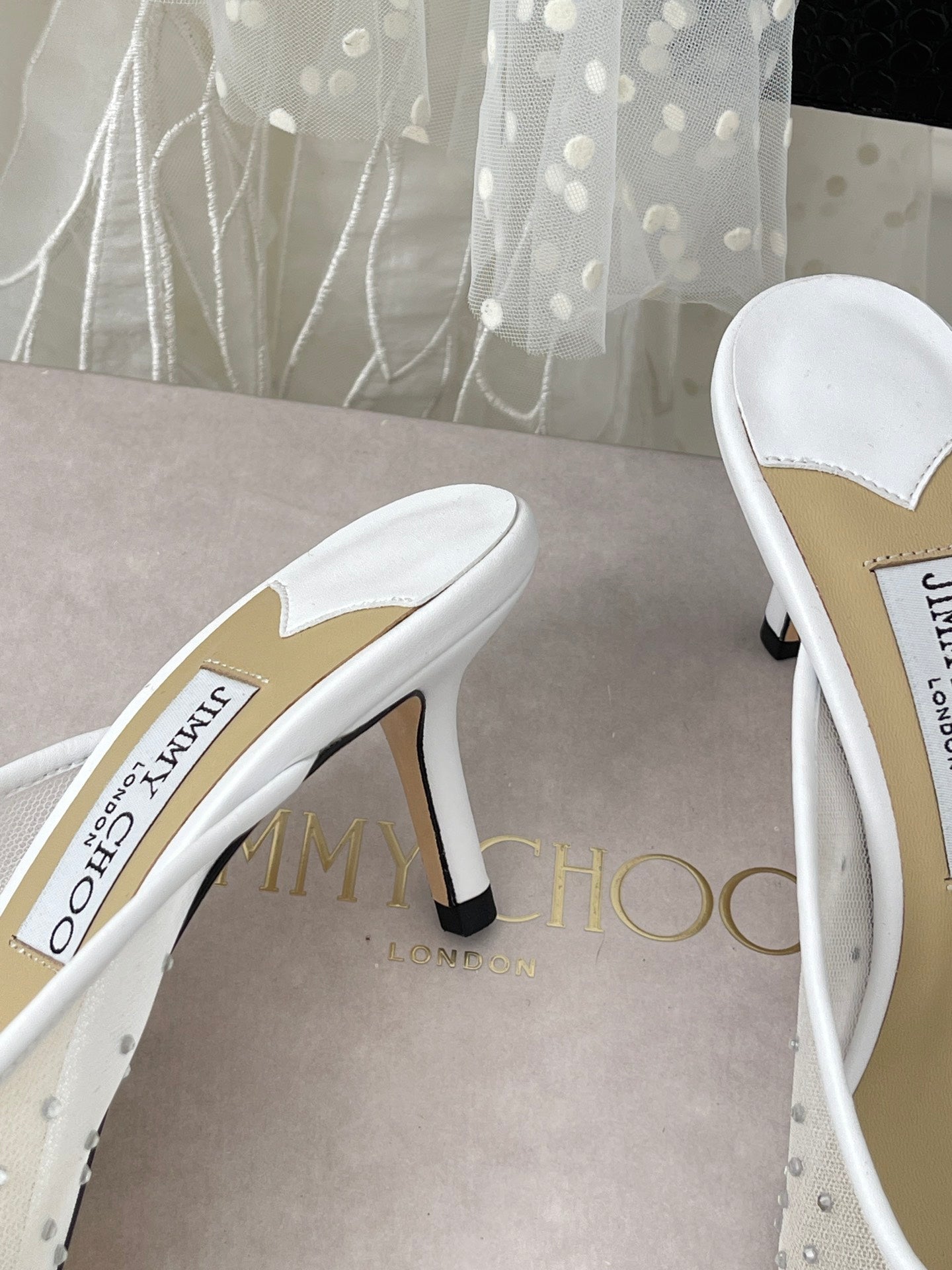 Jim** Cho* rhinestone high heels VIP1:1