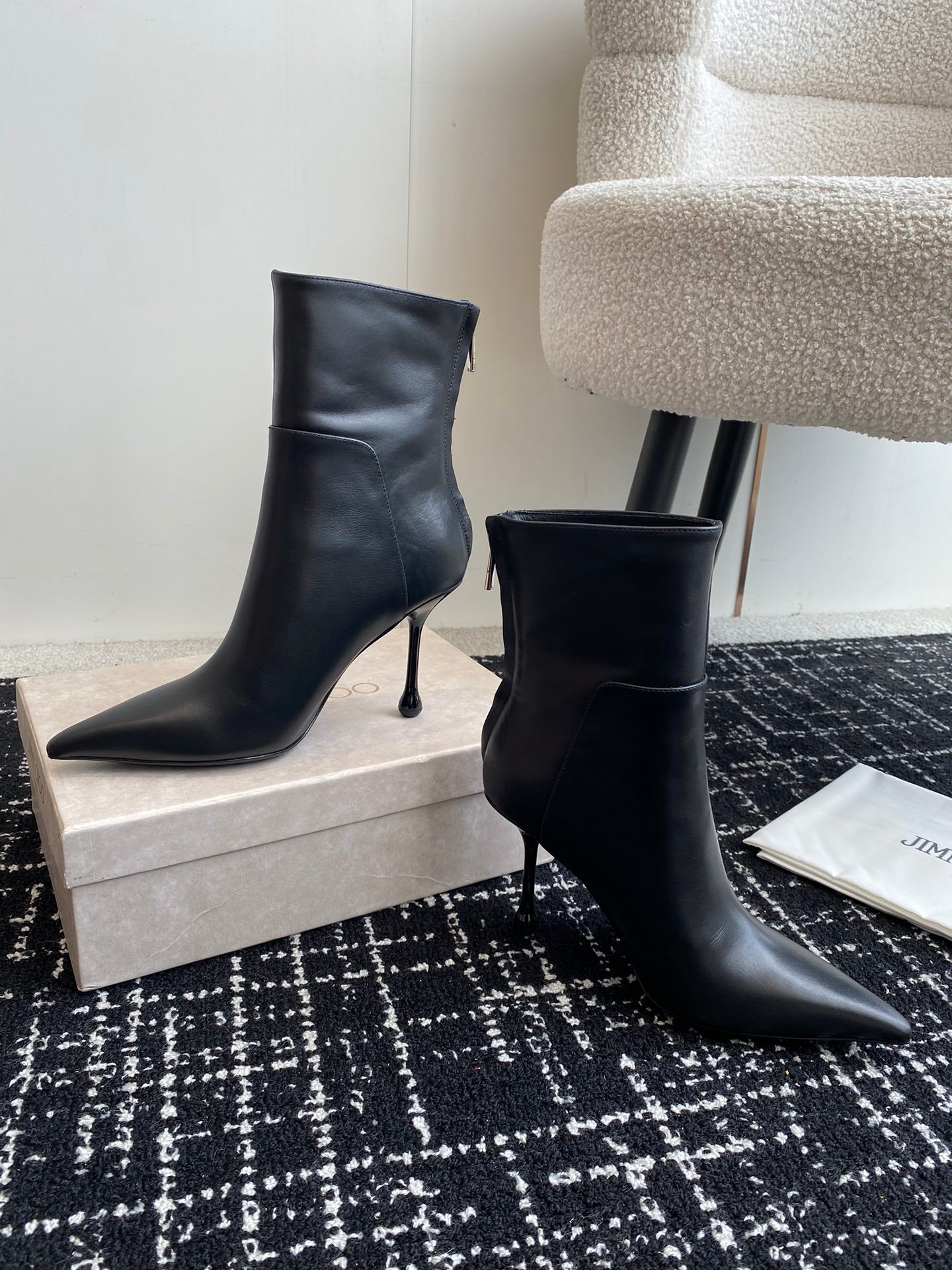 JIMMY CH** Early Autumn new simple pointed calfskin high-heeled short bootsVIP1：1