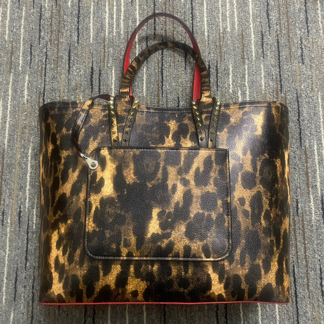Christi** Loubout** leopard print tote